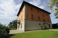 Ultroneo, Locanda di Collina Các khách sạn ở Capraia e Limite