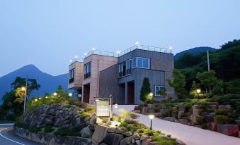 Jeongeup Memory Tree Pension