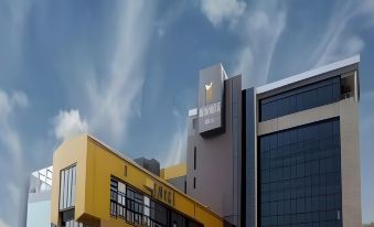 Business Hotel Conference Center & Spa