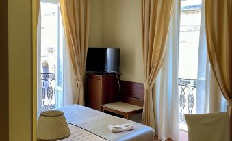 Hotel Akropolis - Museum Hotel - Housity