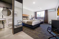 CBD Motor Inn Hotels near Skate and Create