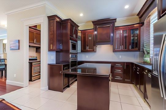 3. 임페리얼 하우스..