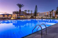 Louis Phaethon Beach - Pool