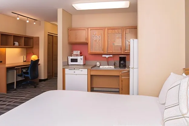 TownePlace Suites Anaheim Maingate Near Angel Stadium