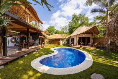 Villa Samyama Hotels near Slow Spa