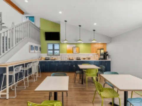 Spark by Hilton Cedar Falls Hotels in Cedar Falls