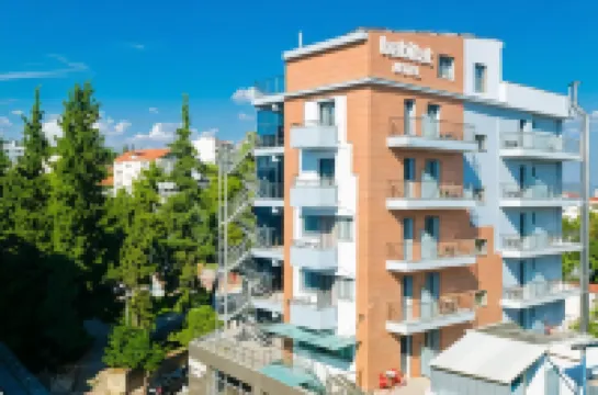 Habitat Hotel โรงแรมใน