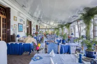 Les Cygnes Hotel di Evian-les-Bains