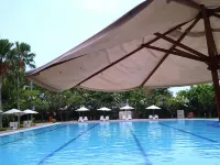 Swift Inn Aeropolis Airport Hotels near Benteng Stadium