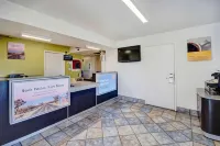 Motel 6 Douglas, AZ - 2-Star