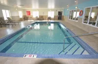 Clarion Hotel & Conference Center Sherwood Park - Pools