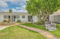 Cashmere Suites Hotels near Kragga Kamma Game Park