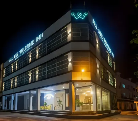 All Are Welcome Lawas Boutique Hotel Отели в г. Limbang Division