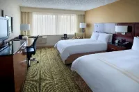 Boston Marriott Peabody Hotels near Macy's Backstage