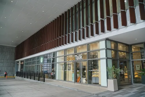 E & T Homecations 2 Bedroom Apartment at Smdc Air Residences