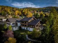 Hotel Restaurant Bürchnerhof Hotels in der Nähe von Luftseilbahn St. Niklaus - Jungen