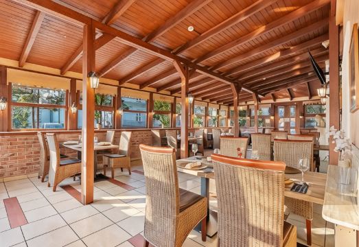 호텔 디아망 바칸자 레스토랑