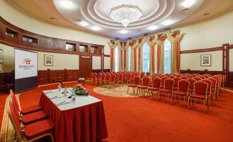 Volynskoye Congress Park