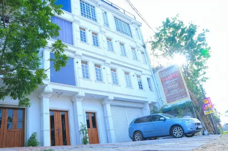 Elegance Range Resort