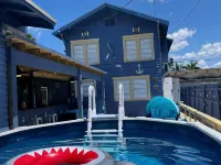 Blue Little Havana Hotels near Lummus Park