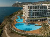 Pestana Grand Ocean Resort Hotel Hôtels à : Câmara de Lobos