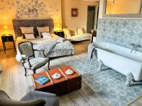 Domaine du Grenier Hotels in Lamballe