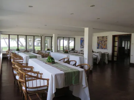 Hijo Resorts Davao Отели в г. Тагум Сити