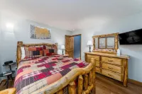 Perfect Family Cabin, Walking Distance to RMNP and the River in Aspen Brook + AC