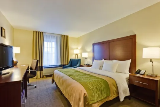 Comfort Inn & Suites Caldwell Hotels in 