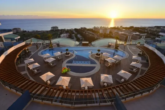 Elite Luxury Suite & Spa