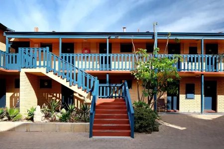 Lancelin Sands Hotel