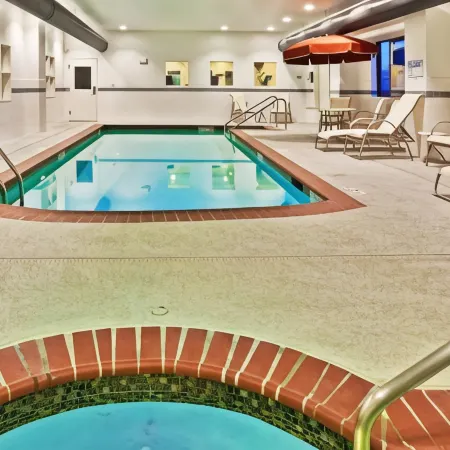 Holiday Inn Express & Suites BARTLESVILLE by IHG