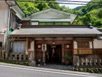 Togakubo - parkir