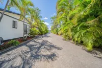 Emerald Motel Apartments - Boutique
