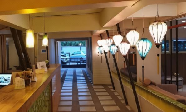 Baan Rim Khong Hotel