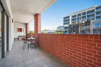 Swainson on Union - Condos