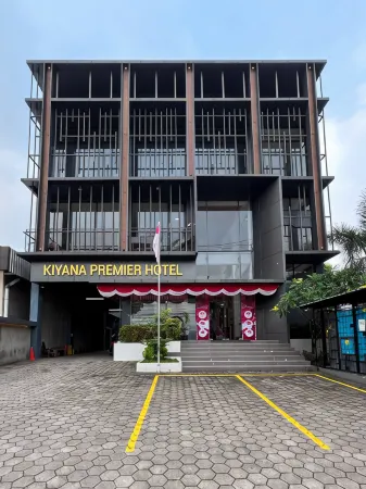 Kiyana Premiere Hotel Batang Отели в г. Batang