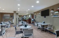 Microtel Inn & Suites by Wyndham Dry Ridge Hotels in Williamstown