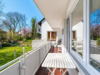 Lakeside Comfort with Balcony