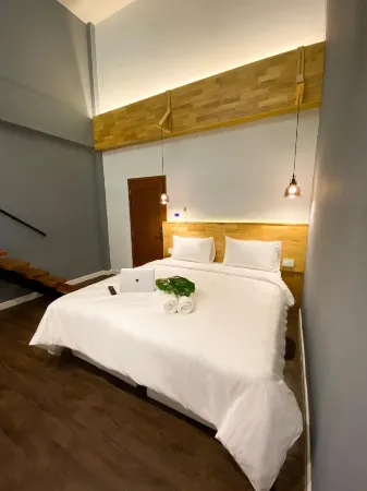 Need a NAP Hostel Phrae