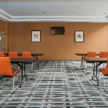 Holiday Inn Express SPRINGFIELD DOWNTOWN by IHG Hotels in Springfield