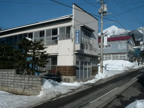 Syokokan Hotels in Inawashiro