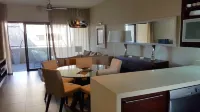 Luxury Apartment with Swimming Pool 皮瑞貝瑞住宿飯店