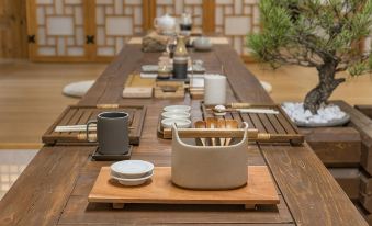 Gyeongju Gamseong Hanok Susu