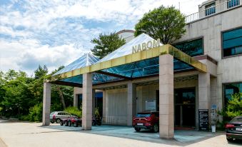 Jangsu Navom Resort