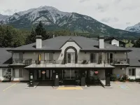 โรงแรมนอร์ทวินด์ส์ คานมอร์ โรงแรมใกล้Quarry Lake