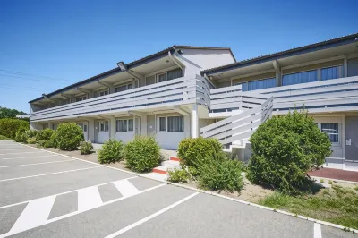 Campanile NATURE - Bordeaux Est Artigues Hotels in Gironde