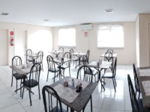 Hotel Premier Hotels near Campo Grande International Airport