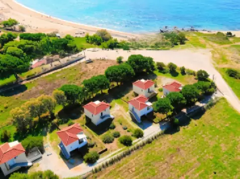 Romanos Beach Villas