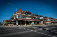 Prestige Beach House, WorldHotels Crafted - balcón
